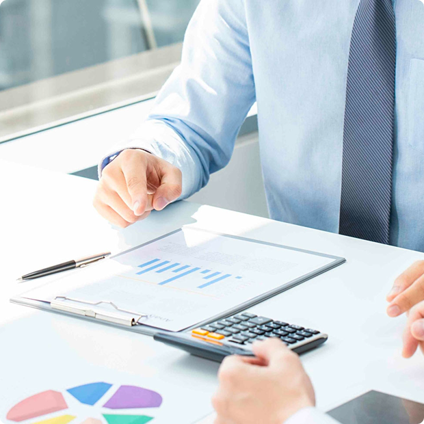Auris Finance, <br><b>Expert in Financial Valuation</b>